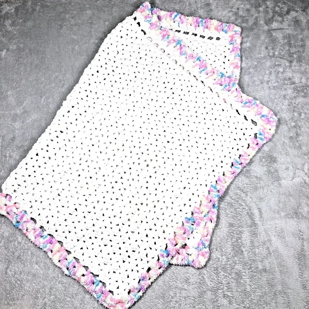 Handmade Crochet Baby Blanket Hat Scarf Set‎ 44x33 Pastel Nursery Gift